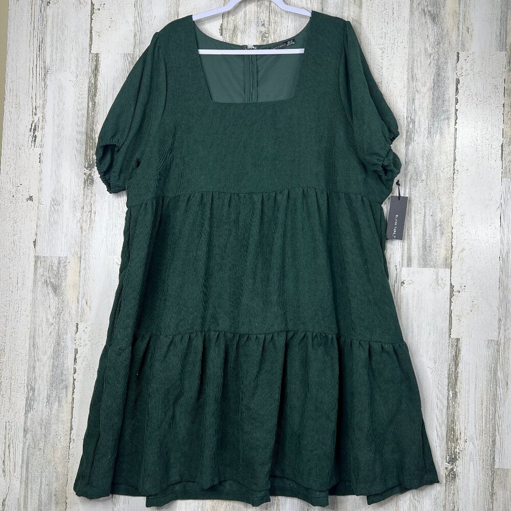 NWT Womens Dress 3X Plus‎ Size by Black Tape in Forest Green Tierred Flare Hem